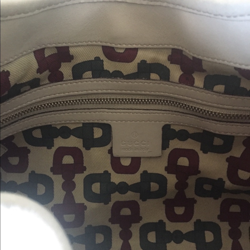 GUCCI - Hobo Leather Bag. Winter - white. Smoke free household. - Picture 10 of 12